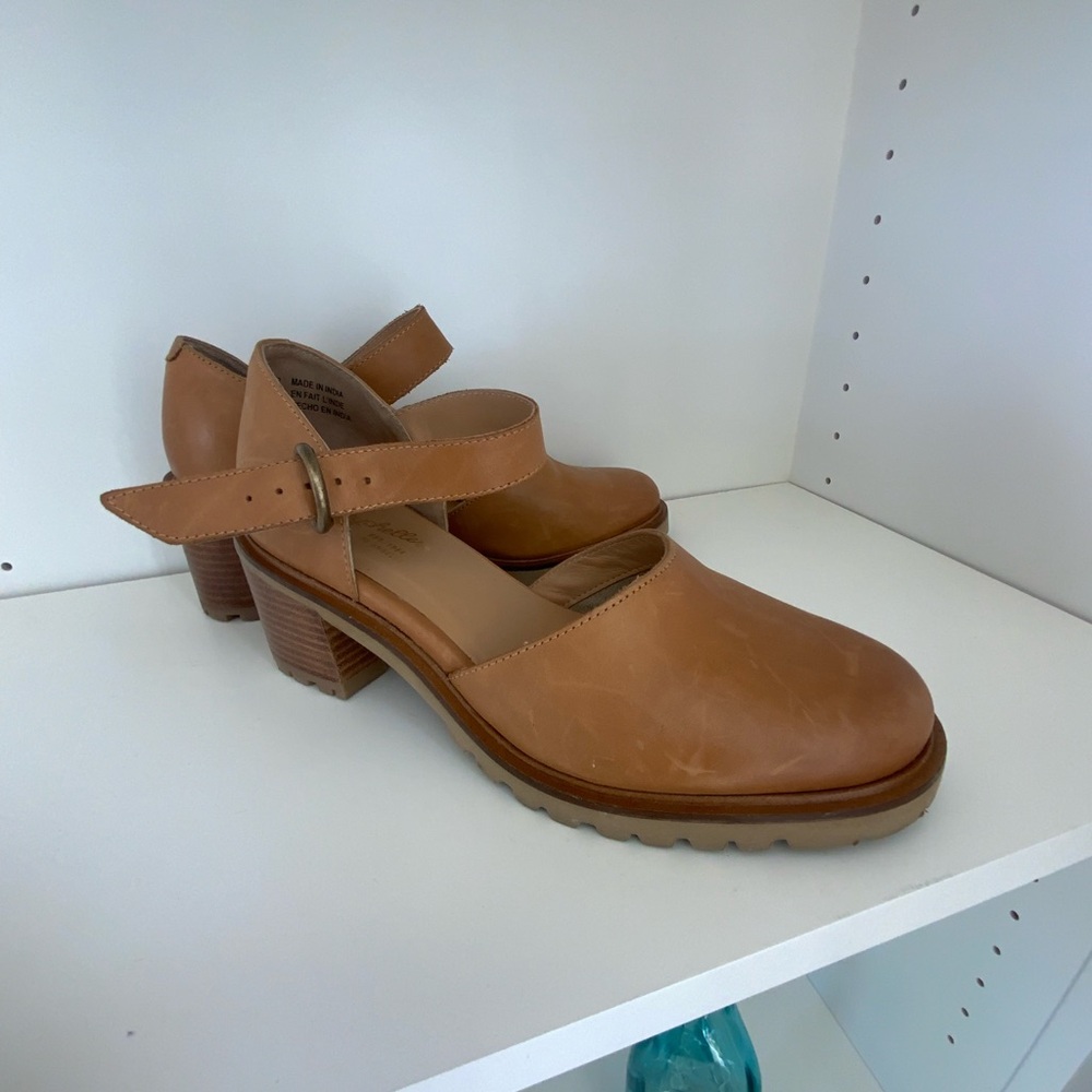 Seychelles brown shoes